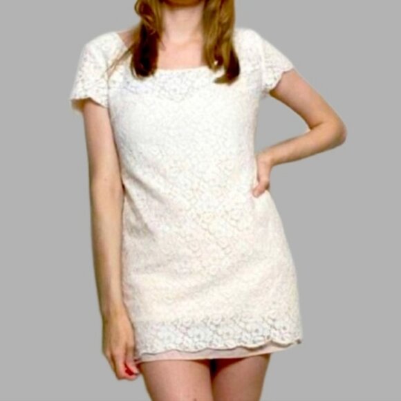 Aritzia Dresses & Skirts - Aritzia Talula White Cream Oji Shift Lace Mini Dress Small Fairy Boho